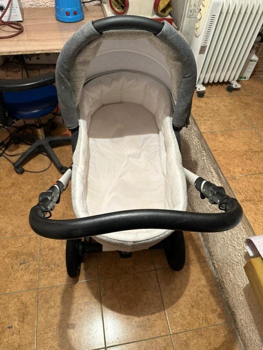 Коляска в хорошем состоянии