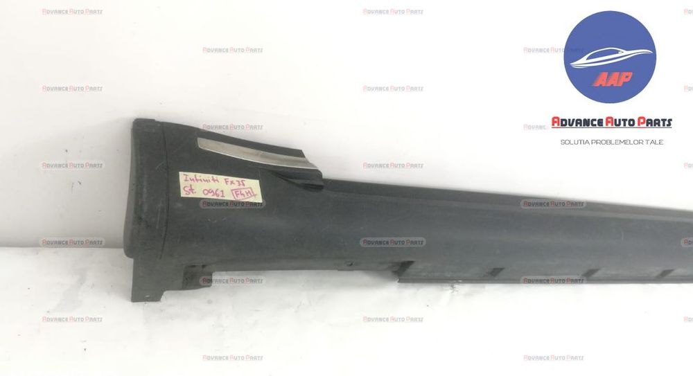 Волво XC90 / Volvo XC90 Оригинален десен праг в добро състояние