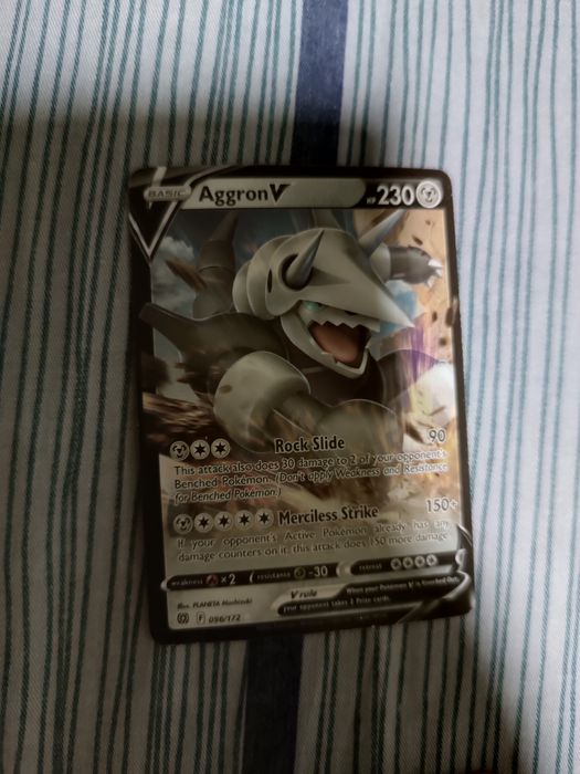 Покемон карты "легендарные" коллекционные