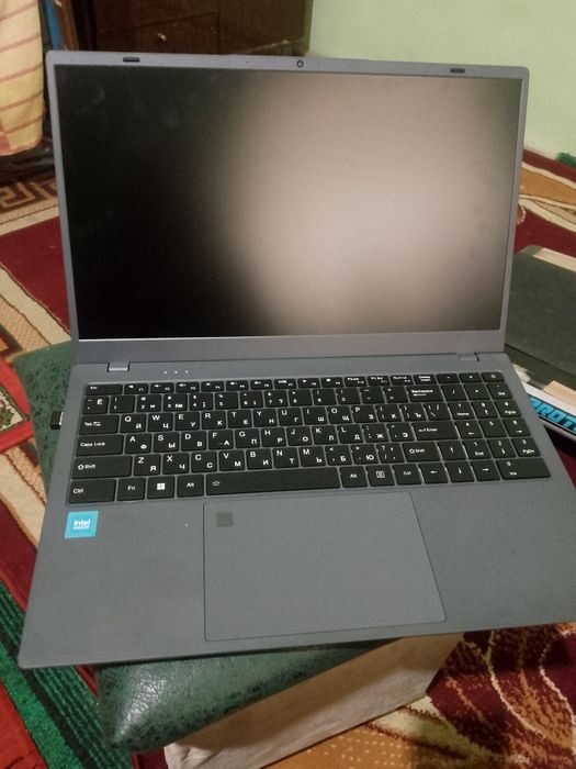 Ноутбук игровой смарт теч сотилади янги