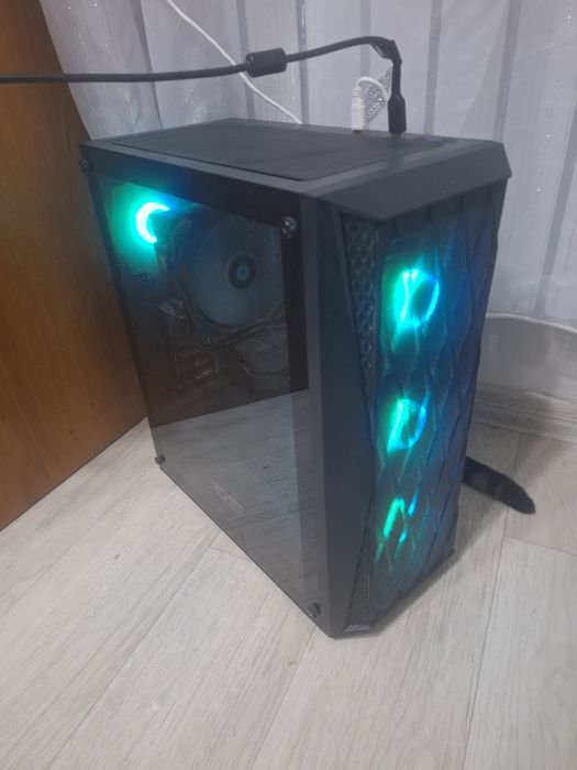 Игровой компьютер + кресло компьютерное