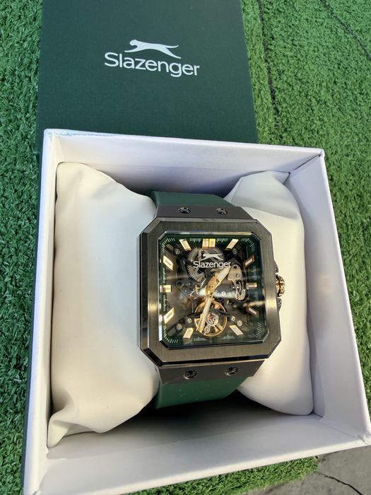 Slazenger автоматик в гаранция  силиконова каишка