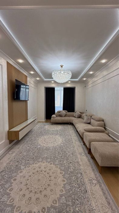 Продается 3 ком. Квартира на 3 этаже площадью 95 кв.м. По ул. Рудаки