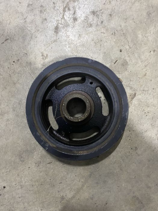 Ремъчна шайба колянов вал Dacia 1.6 16V