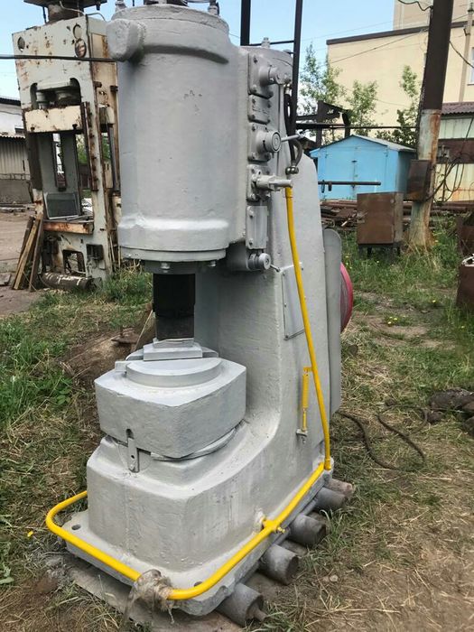 Продам Молот кузнечный