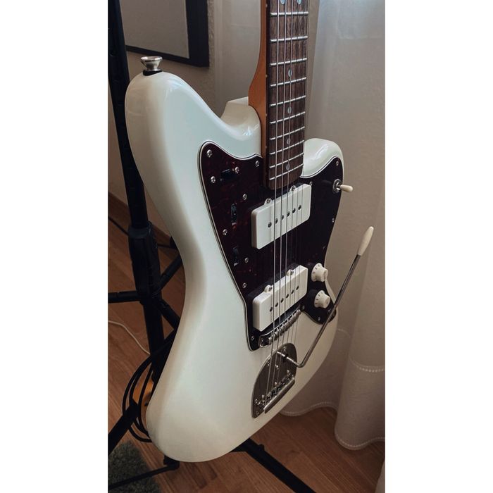 VADN URGENT Chitara Electrica Squier Jazzmaster + accesorii