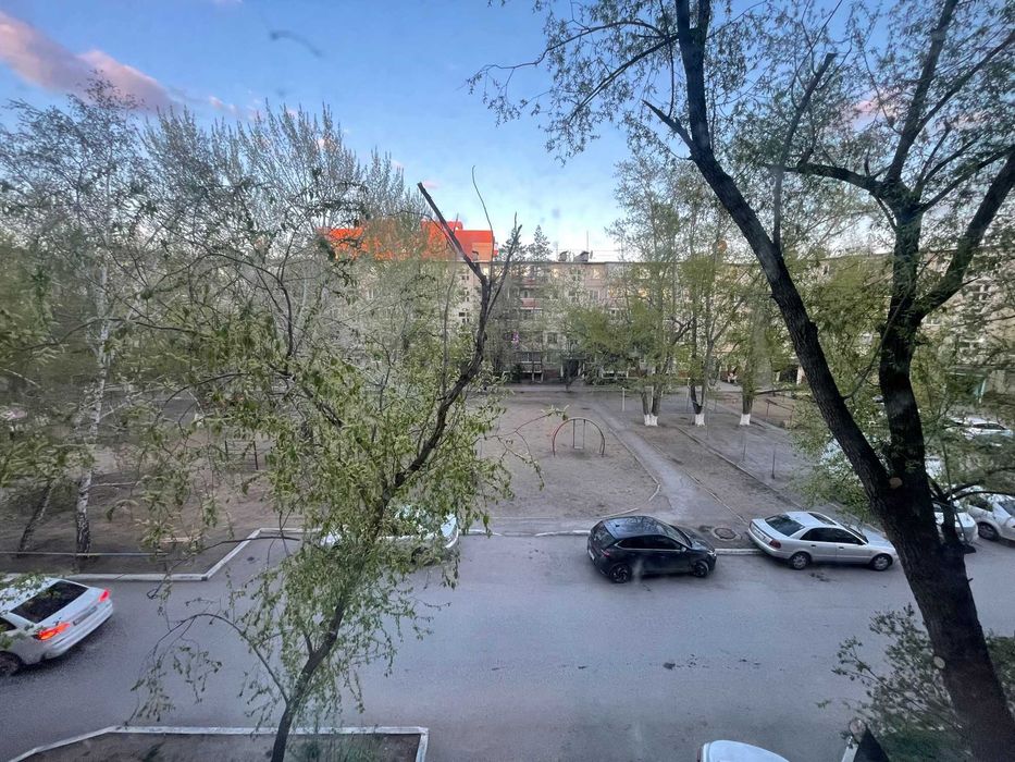 2-ка на 3м этаже 9 мкрн квартиры