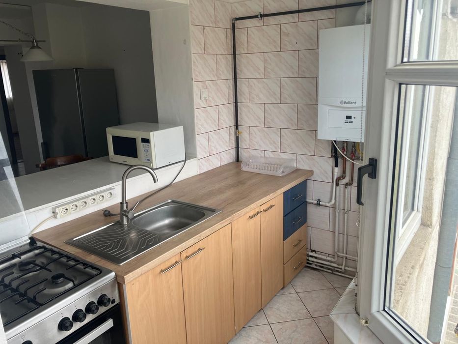 Apartament 3 camere, Centru Turda (Zona sens giratoriu / ANAF)