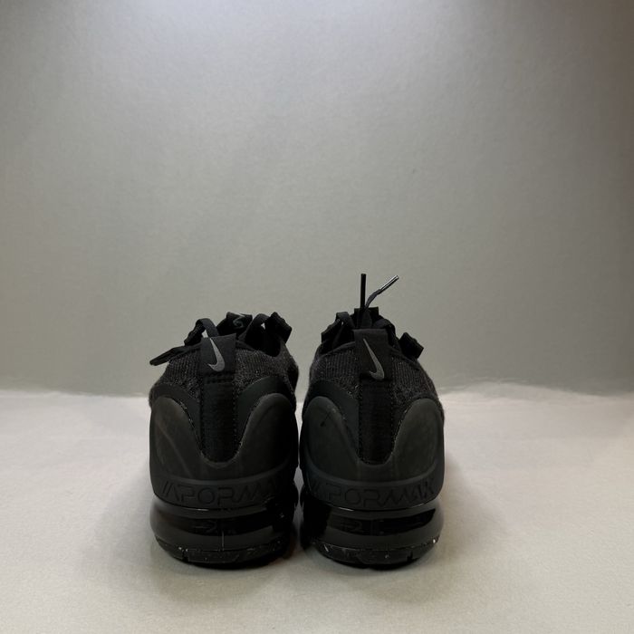 Nike Vapormax FK 2021 "Triple Black" НОВИ! Ориг