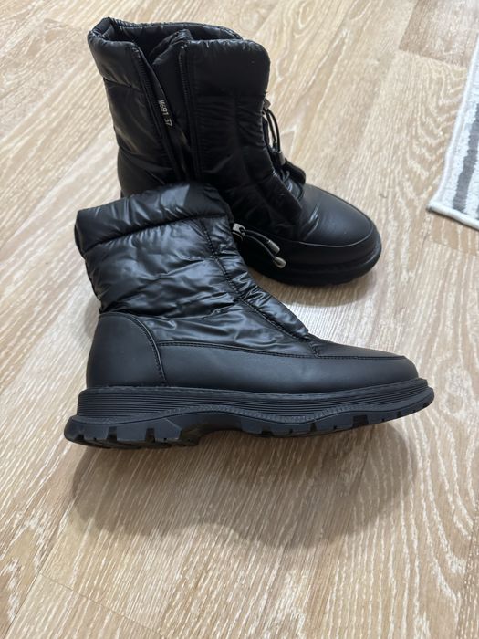 Продам зимние сапожки