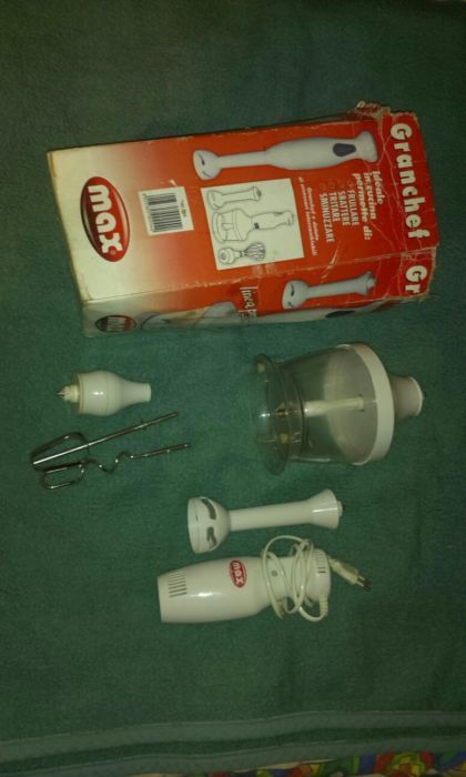 Feliator mezeluri 100W-Mixere verticale Max si CLATRONIC 170W