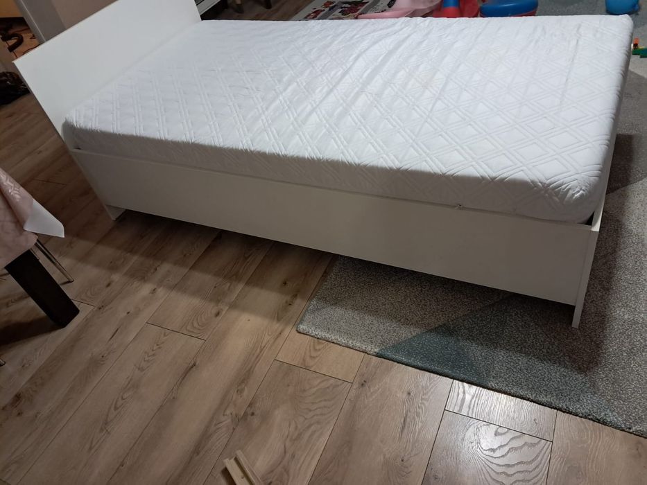Cadru pat+ saltea