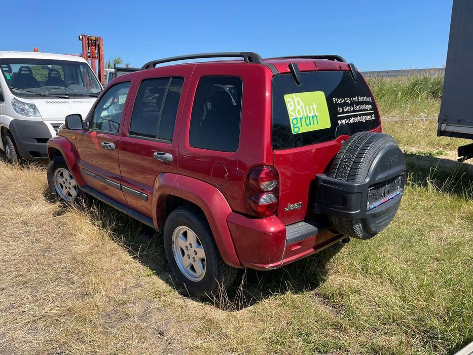 Dezmembrez Jeep Cheroke 2,8
