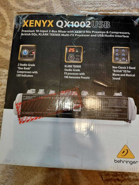 Vand Mixer Analog Behringer Xenyx QX 1002USB+microfon Behringer C-1 cu condensator pentru studio.