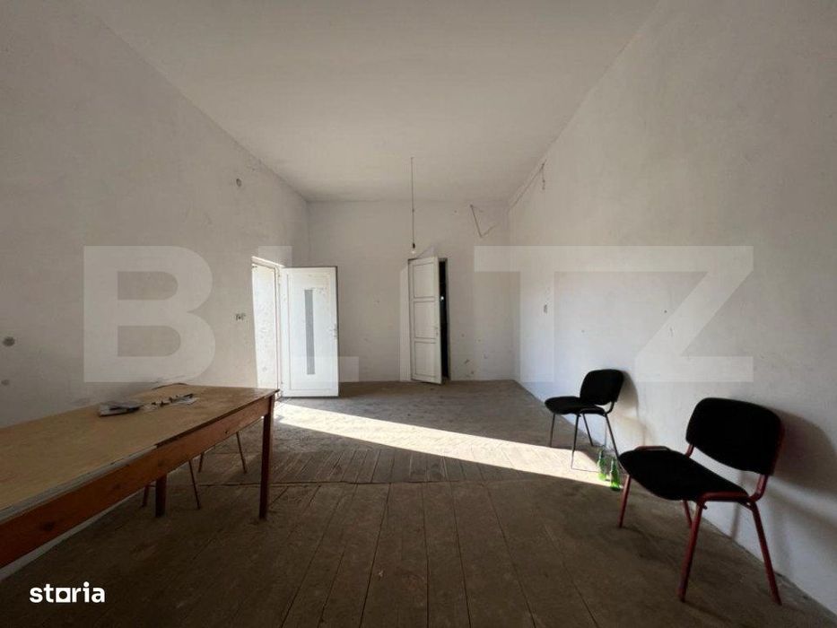 Spatiu Comercial de vanzare, 3 incaperi, 80 mp, zona exterior Nord