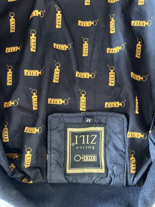 Куртки в отличном состоянии