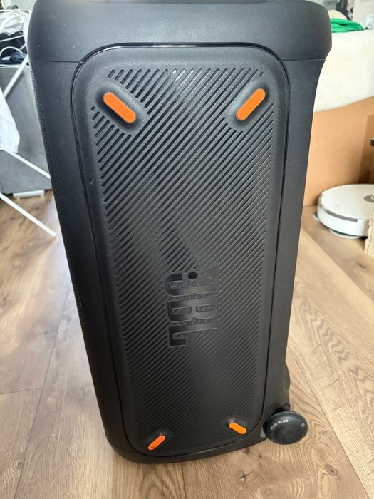 Vand JBL Party Boxa 310