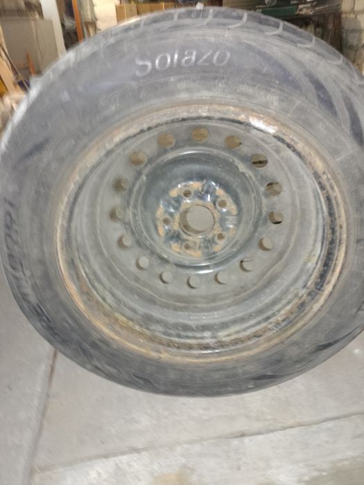 Шина с диском ..