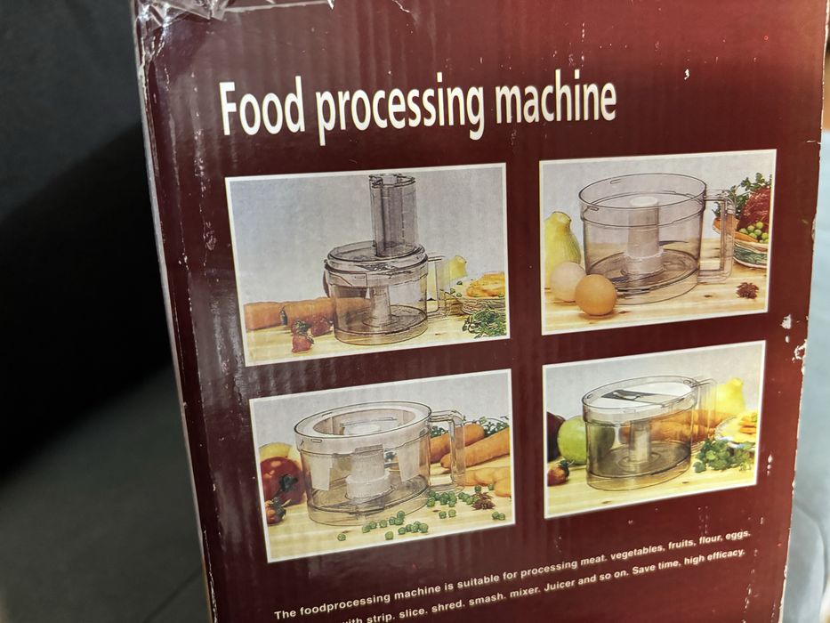 Продам кухонный комбайн