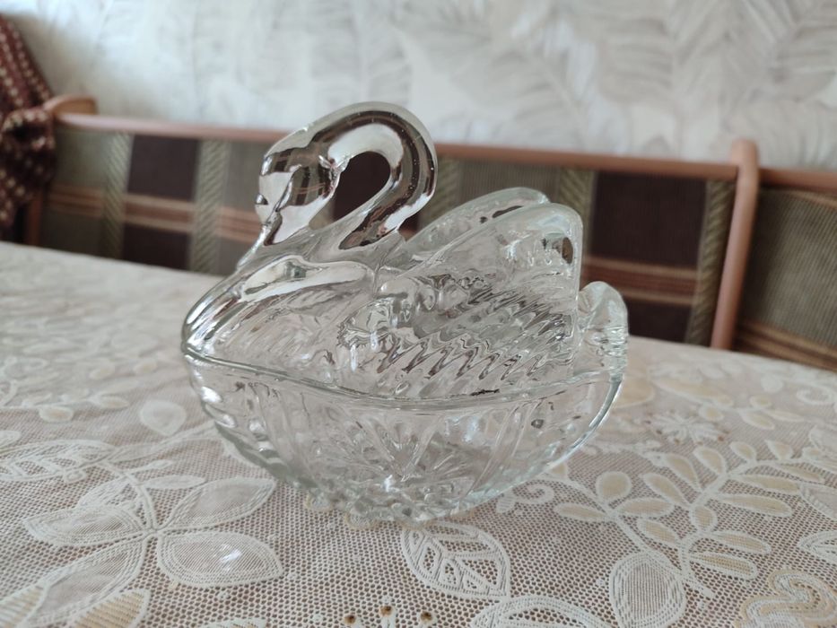 Кувшины вазы супница