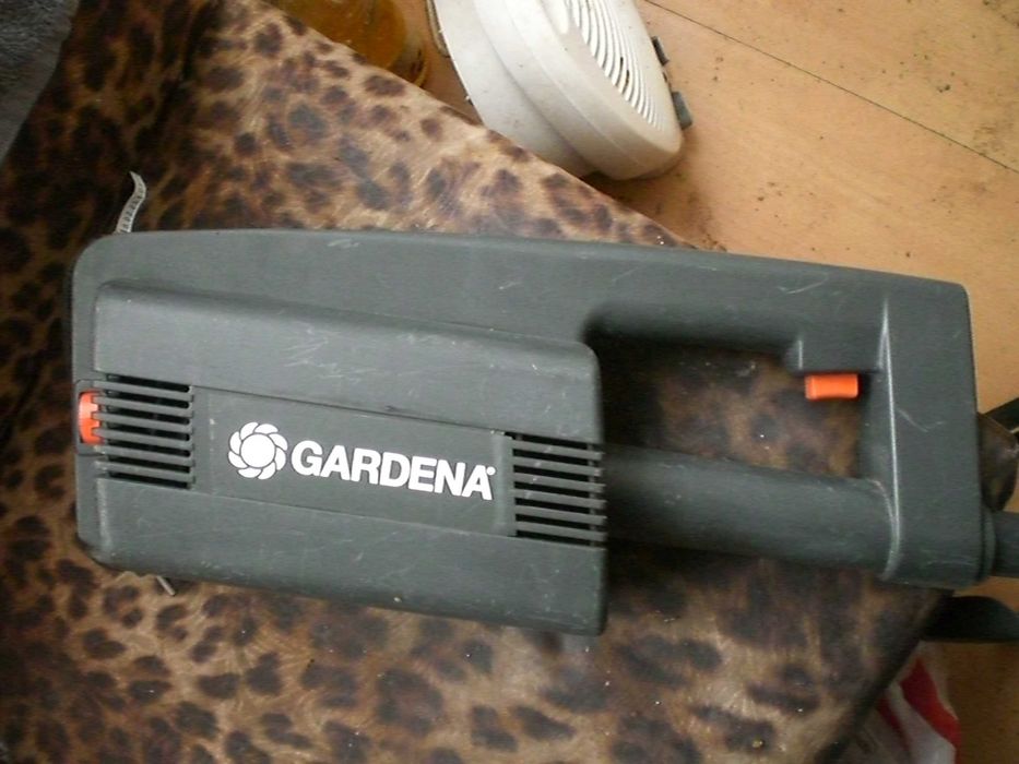 тример за трева Husgvarna GARDENA 1000 вата