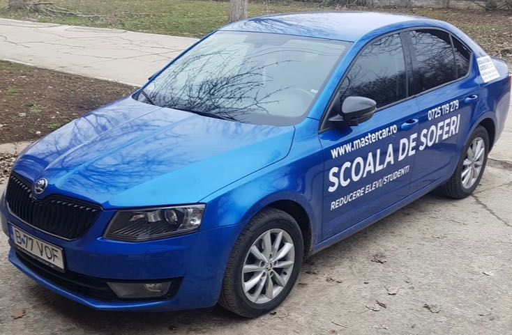 Școala de șoferi in rate