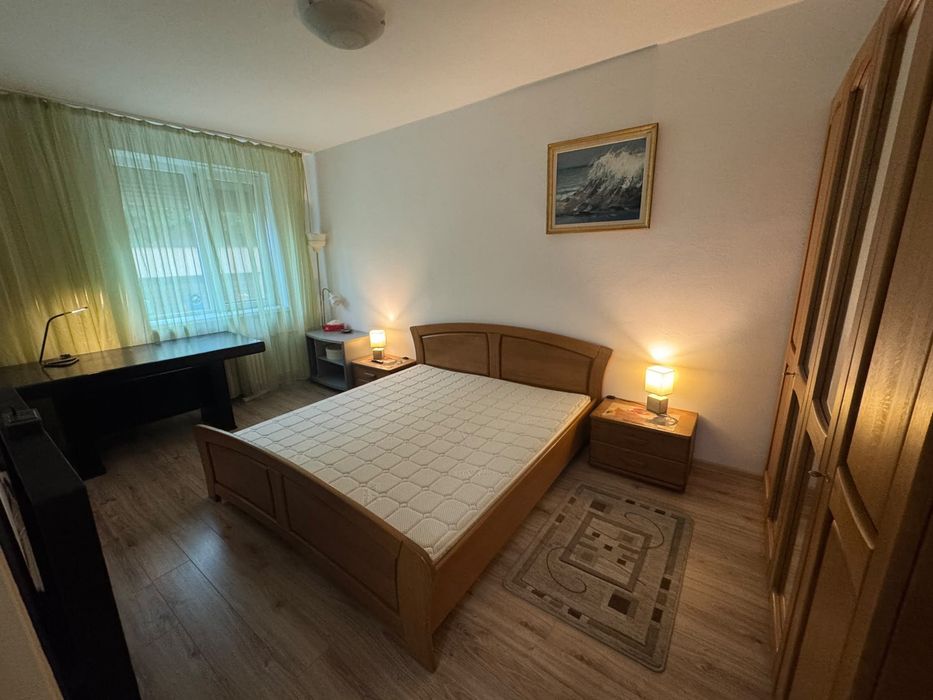 Apartament 3 camere de închiriat – Centrul Vechi Constanța | 67 mp | Parter înalt | Balcon
