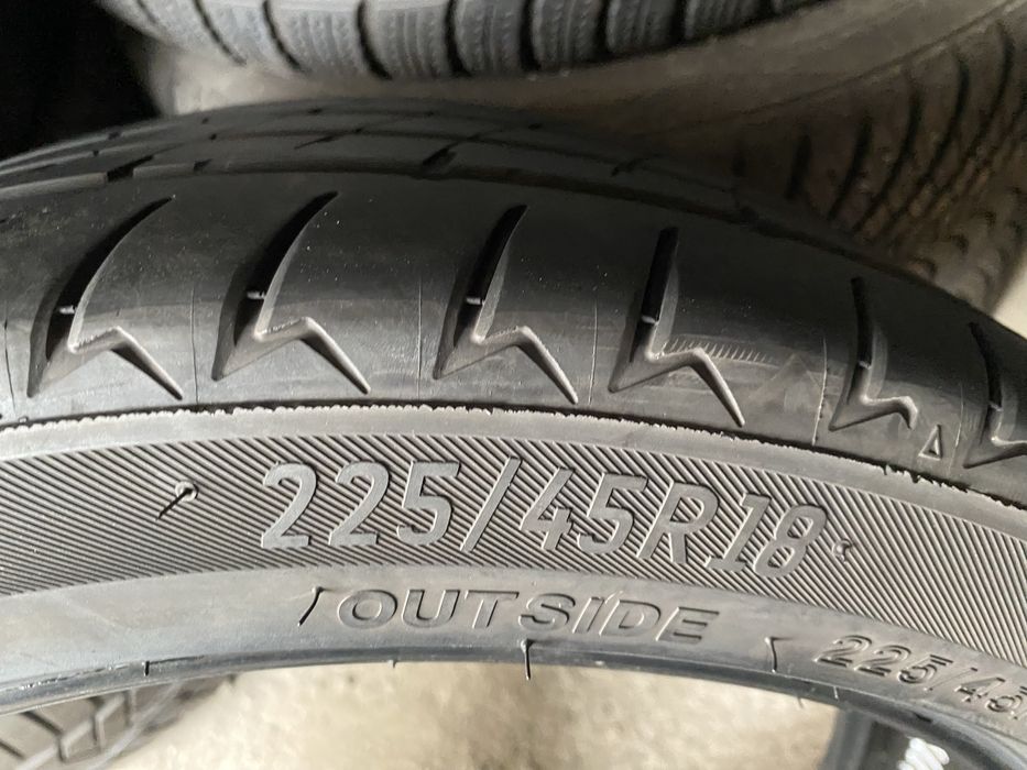 225/45/18 пара бу