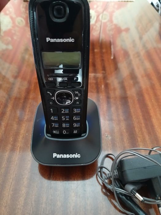 Телефон стационарный ..панасоник