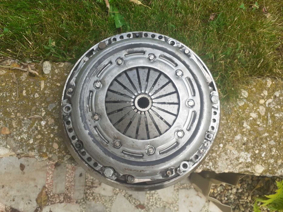 Съединител маховик Пежо Ситроен 1.6HDI