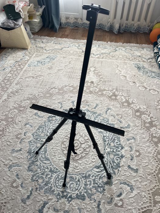 Мольберт продам 2шт