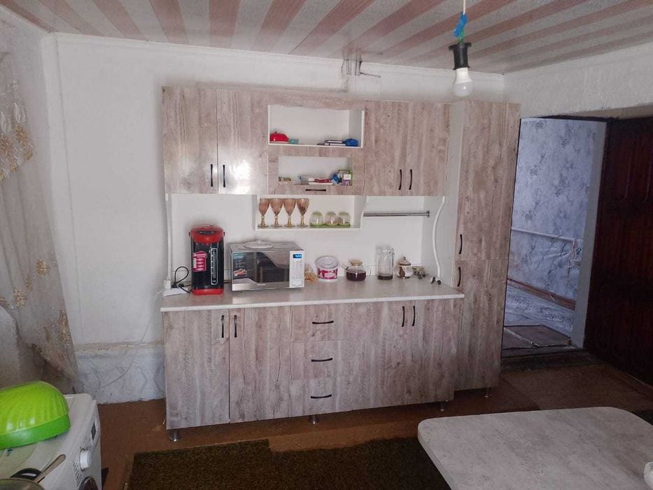Продам дом в среднем состояние