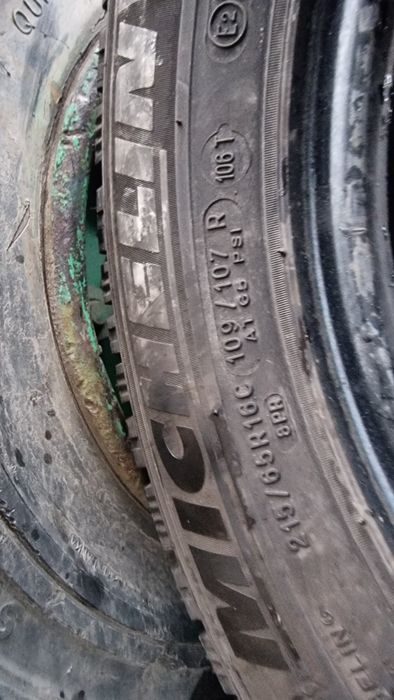 Anvelope 215/65R16C marca Michelin, M +S,8 mm