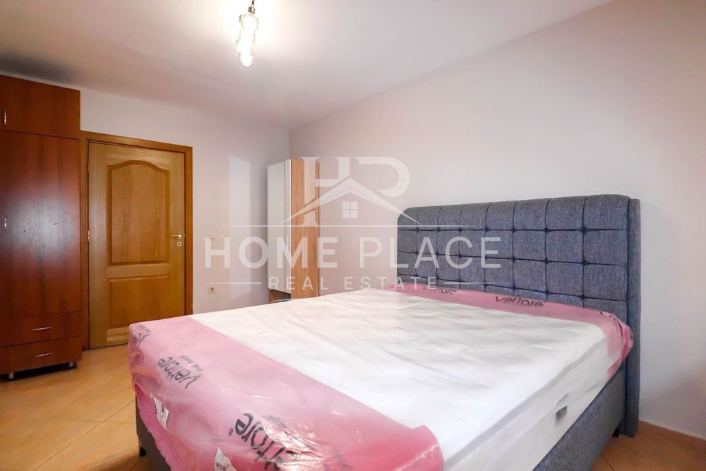 Дава се под наем Тристаен апартамент в Варна, Център - 92 кв.м за 648.21 € - Снимка #7