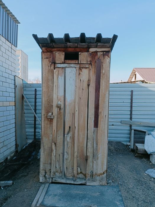 Продам уличный туалет