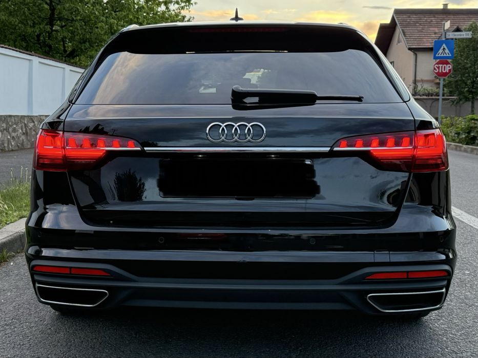 Audi A4 Avant Sport-line 163 cp bord virtual,webasto,trapă panoramică,matrix