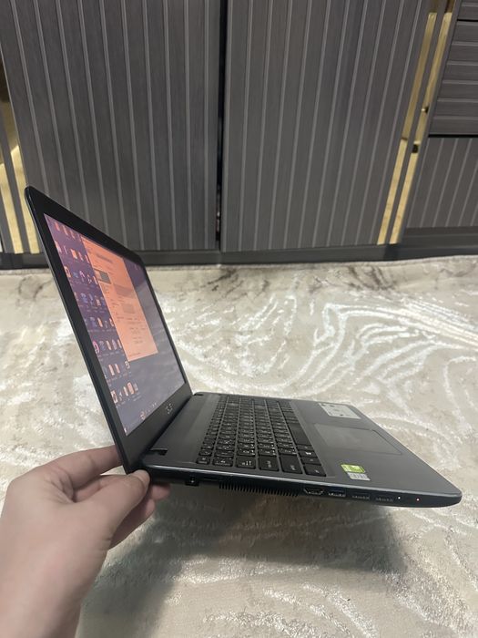 Asus vivobook i5