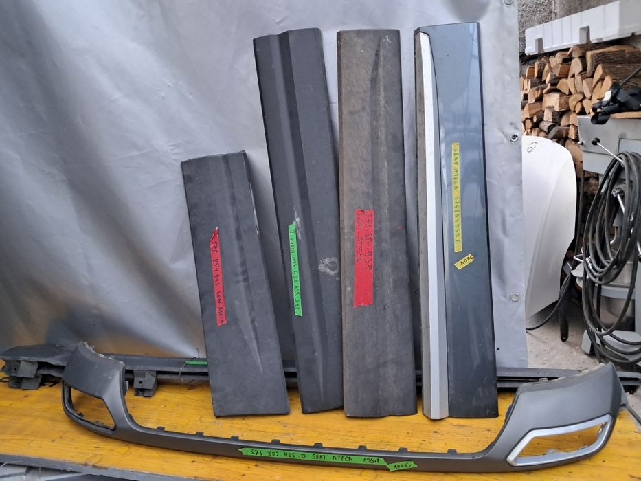 Лайсна  Врата  лайсна задна броня Праг Seat Ateca