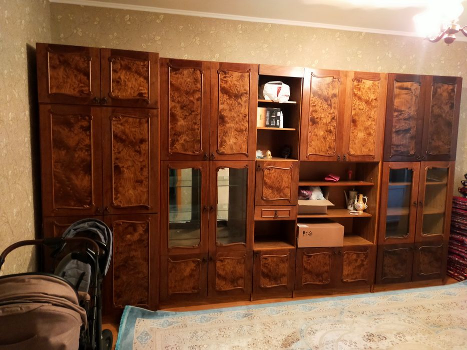 СТЕНКА ( в гостиную)