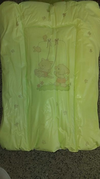 Мек бебешки повивалник