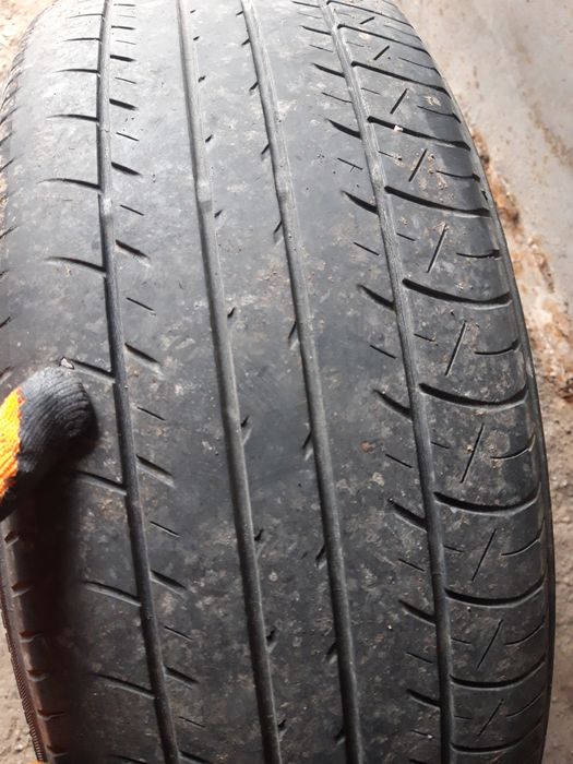 Шина 16, летняя от Камри