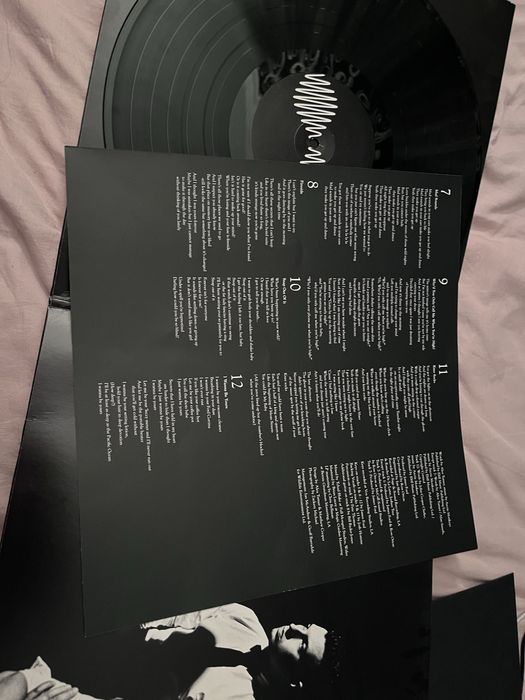 пластинка arctic monkeys СРОЧНО ТОРГ