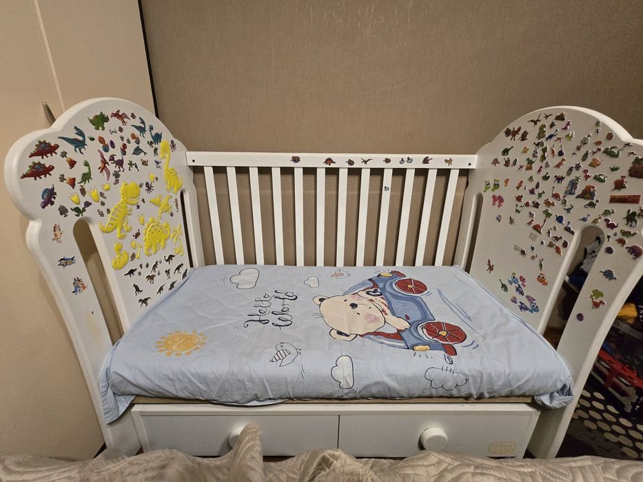 Подарявам бебешка кошара