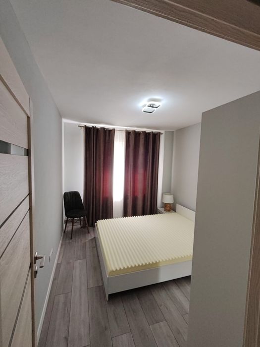 Inchiriez Apartament  modern, 2 camere, zona Vlaicu-Lebada