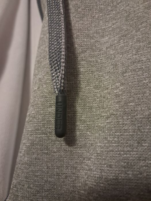 Under Armour Мъжки суичър размер M