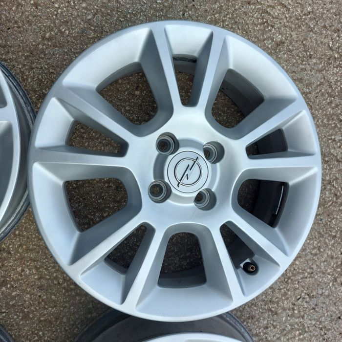 Лети (алуминиеви)джанти  16" 4x100  Опел