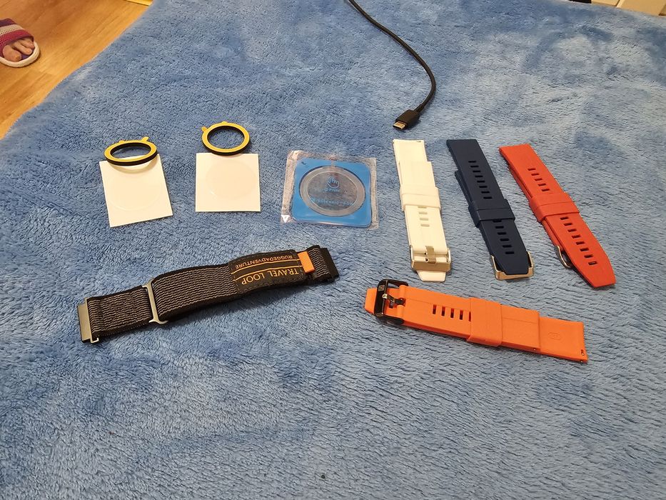 Incarcator wireles și curele