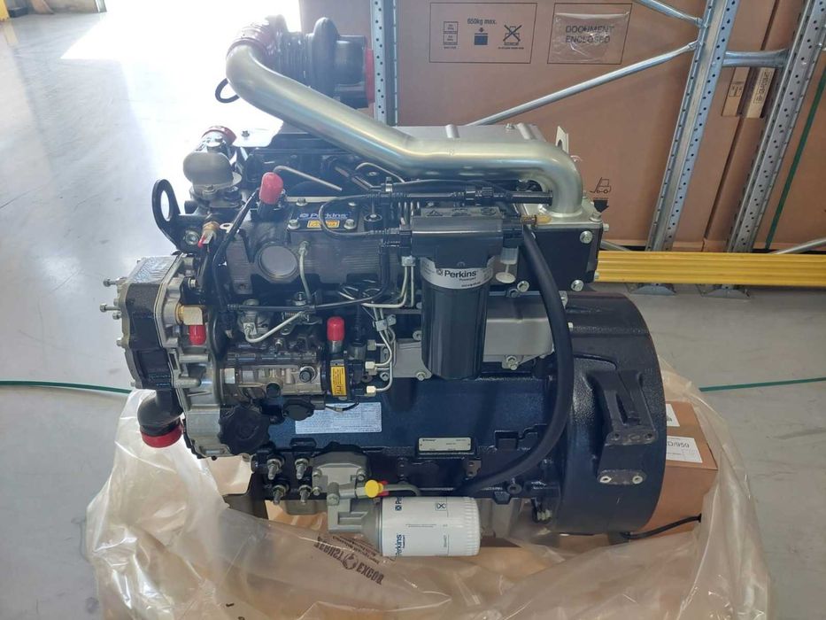 Motor Perkins 1104C-44T RG nou compatibil Massey Ferguson motor diesel tractor