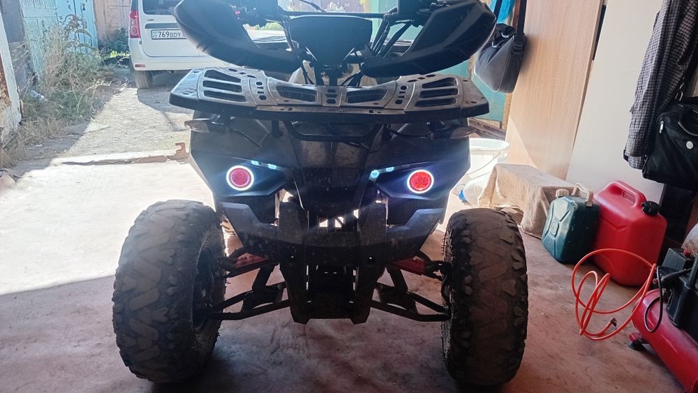 Продам квадроцикл 125 куб, срочно