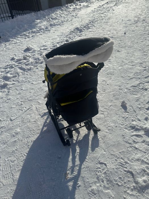 Зимние санки коляска